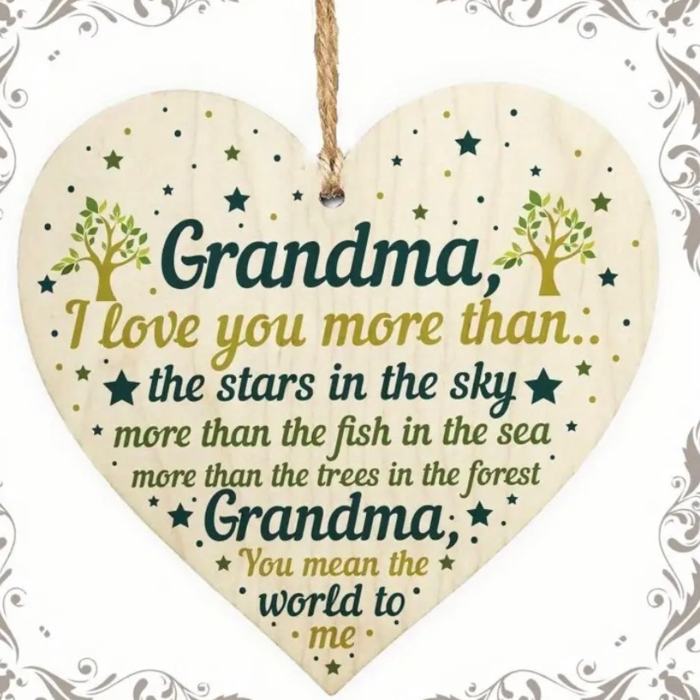 Grandma Heart Shaped Faux Wood Mini Sign